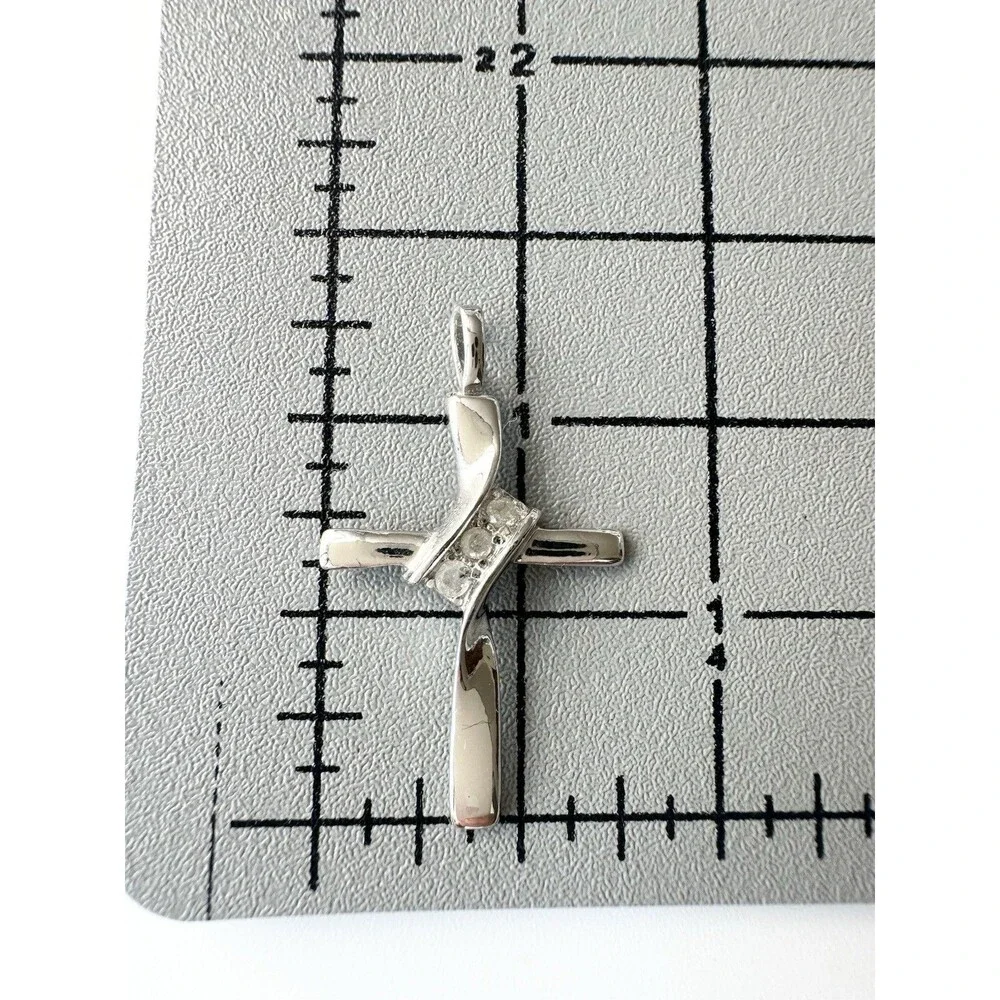 925 sterling silver genuine diamond Cross Pendant